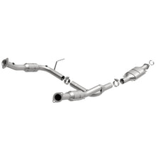 Load image into Gallery viewer, MagnaFlow Direct Fit Catalytic Converter 04 Lincoln Aviator 4.6L