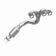 Load image into Gallery viewer, MagnaFlow Direct Fit Catalytic Converter BMW 99-03 540I 4.4L / 99-01 740I 4.4L California - D/S