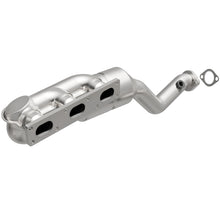 Load image into Gallery viewer, MagnaFlow Direct Fit Catalytic Converter BMW 5 99-00 Front