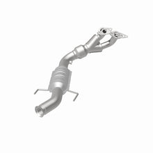 Load image into Gallery viewer, MagnaFlow Direct Fit Catalytic Converter 97 Saab 900 2.3L