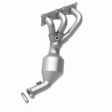 Load image into Gallery viewer, MagnaFlow Direct Fit Catalytic Converter BMW 5 06-07 Rear OEM