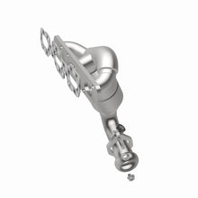 Load image into Gallery viewer, MagnaFlow Direct Fit Catalytic Converter 01-06 Escape 3.0 with oil