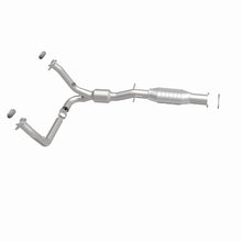 Load image into Gallery viewer, MagnaFlow Direct Fit Catalytic Converter 00-0 S-10/Sonoma 4.3L