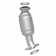 Load image into Gallery viewer, MagnaFlow Direct Fit Catalytic Converter 99-03 Lexus RX300 3.0L fron