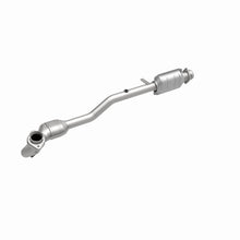 Load image into Gallery viewer, MagnaFlow Direct Fit Catalytic Converter 99-01 Ford Explorer 5.0L