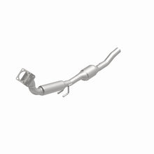 Load image into Gallery viewer, MagnaFlow Direct Fit Catalytic Converter 99-03 Beetle/Golf 2.0L