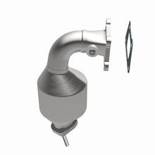 Load image into Gallery viewer, MagnaFlow Direct Fit Catalytic Converter 10-11 Equinox 3.0L Underbody
