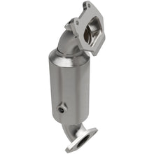 Load image into Gallery viewer, MagnaFlow Direct Fit Catalytic Converter 17-18 Chrysler Pacifica 3.6L