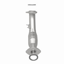 Load image into Gallery viewer, MagnaFlow Direct Fit Catalytic Converter Front 00-04 Toyota Tacoma 3.4L 4WD / 00-04 Tundra 3.4L