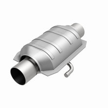 Load image into Gallery viewer, MagnaFlow Universal Catalytic Converter 2 W/Air FED