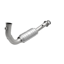 Load image into Gallery viewer, MagnaFlow Direct Fit Catalytic Converter 2004 Liberty P/S frt