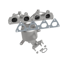 Load image into Gallery viewer, MagnaFlow Direct Fit Catalytic Converter Honda 1996-2000 Civic / 1996-1997 Civic Del Sol 1.6L