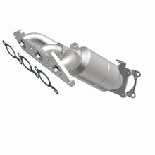 Load image into Gallery viewer, MagnaFlow Direct Fit Catalytic Converter 02 Volvo S80 2.9L