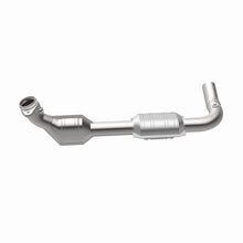 Load image into Gallery viewer, MagnaFlow Direct Fit Catalytic Converter 00-04 Ford E150 4.6L Driver Side