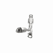 Load image into Gallery viewer, MagnaFlow Direct Fit Catalytic Converter 00-03 Saturn LS Series/LW Series 3.0L Rear (49 State)