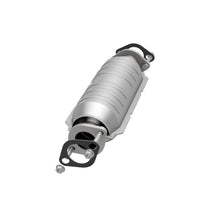 Load image into Gallery viewer, MagnaFlow Direct Fit Catalytic Converter 06-10 Kia Rio 1.6L Rear