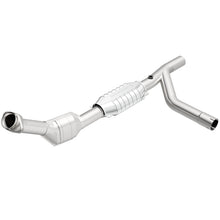 Load image into Gallery viewer, MagnaFlow Direct Fit Catalytic Converter 97-99 Ford Vans 4.6L