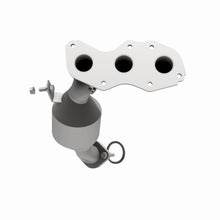 Load image into Gallery viewer, MagnaFlow Direct Fit Catalytic Converter 08-09 Toyota Highlander 3.5L
