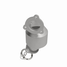 Load image into Gallery viewer, MagnaFlow Direct Fit Catalytic Converter OEM 13-15 Hyundai Veloster 1.6L Underbody