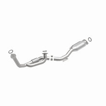 Load image into Gallery viewer, MagnaFlow Direct Fit Catalytic Converter 98-03 Avalon/Camry 3.0L