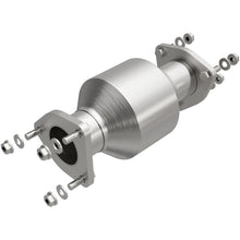 Load image into Gallery viewer, MagnaFlow Direct Fit Catalytic Converter OEM 13-17 Honda Accord L4 2.4 Underbody