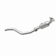 Load image into Gallery viewer, MagnaFlow Direct Fit Catalytic Converter 2005 Chrysler 300C 5.7L V8 / 2005 Dodge Magnum 5.7L V8