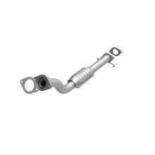 Load image into Gallery viewer, MagnaFlow Direct Fit Catalytic Converter 99-02 Oldsmobile Intrigue