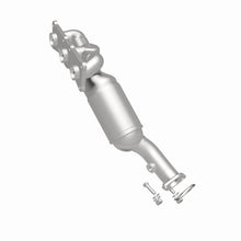 Load image into Gallery viewer, MagnaFlow California DF Catalytic Conv 07-13 BMW 328i L6 3.0LGAS 3.75in Inlet 4in Outlet 2in Dia