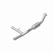 Load image into Gallery viewer, MagnaFlow Direct Fit Catalytic Converter F-150 04-06 8 4.6L OEM