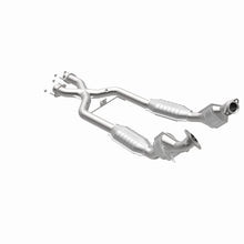 Load image into Gallery viewer, MagnaFlow Direct Fit Catalytic Converter 96-98 4.6L *California*