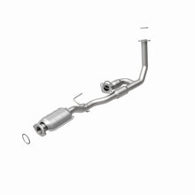 Load image into Gallery viewer, MagnaFlow Direct Fit Catalytic Converter Camry/Avalon 3.0L 94-95 1