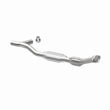 Load image into Gallery viewer, MagnaFlow Direct Fit Catalytic Converter 97-98 Ford Trucks 5.4L