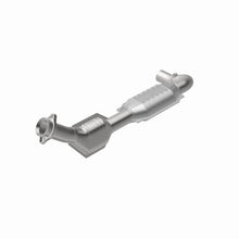 Load image into Gallery viewer, MagnaFlow Direct Fit Catalytic Converter 97-98 E150 E250 Van 4.2L D/