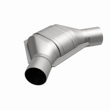 Load image into Gallery viewer, MagnaFlow Universal Catalytic Converter 2.00in Angled In/Out Frnt CA