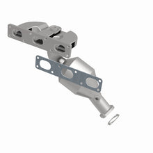 Load image into Gallery viewer, MagnaFlow Direct Fit Catalytic Converter 99-00 BMW Z3 L6 2.8L Rear Manifold