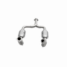 Load image into Gallery viewer, MagnaFlow Direct Fit Catalytic Converter 99-01 Ford Mustang 3.8L