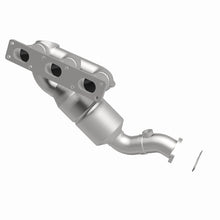 Load image into Gallery viewer, MagnaFlow Direct Fit Catalytic Converter BMW 5 99-00 Rear