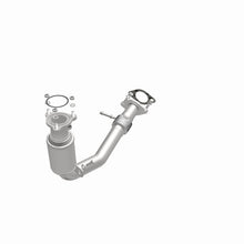 Load image into Gallery viewer, MagnaFlow Direct Fit Catalytic Converter 14-16 GMC Terrain / 15-16 Chevrolet Equinox 2.4L
