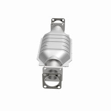 Load image into Gallery viewer, MagnaFlow Direct Fit Catalytic Converter Chevrolet-Isuzu 82 8