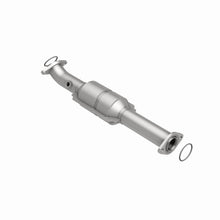 Load image into Gallery viewer, MagnaFlow Direct Fit Catalytic Converter 05-09 Toyota Tacoma 4.0L P/S Rear