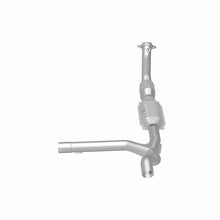 Load image into Gallery viewer, MagnaFlow Direct Fit Catalytic Converter 99-00 Ford Exped 4.6L