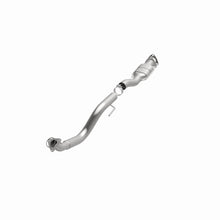 Load image into Gallery viewer, MagnaFlow Direct Fit Catalytic Converter 03-07 GM 2500/3500 Passenger Side