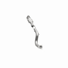 Load image into Gallery viewer, MagnaFlow Direct Fit Catalytic Converter 03-07 GM 2500/3500 Passenger Side
