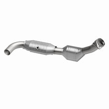 Load image into Gallery viewer, MagnaFlow Direct Fit Catalytic Converter 00-01 Ford F-150 4.6L 2wd