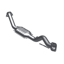 Load image into Gallery viewer, MagnaFlow Direct Fit Catalytic Converter 07 Trailb/Envoy 4.2L