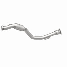 Load image into Gallery viewer, MagnaFlow Direct Fit Catalytic Converter 04/06 VW Phaeton 4.2L Front Passenger Side