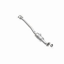 Load image into Gallery viewer, MagnaFlow Direct Fit Catalytic Converter 98-01 Chevrolet Metro 1.3L