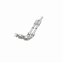 Load image into Gallery viewer, MagnaFlow Direct Fit Catalytic Converter 2012-2015 Passat (B7) 3.6L V6 OEM Grade