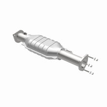 Load image into Gallery viewer, MagnaFlow Direct Fit Catalytic Converter 00-04 Jeep Wrangler 4.0L Rear/2.4L/2.5L