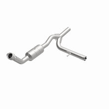 Load image into Gallery viewer, MagnaFlow Direct Fit Catalytic Converter F-150 04-06 8 4.6L OEM